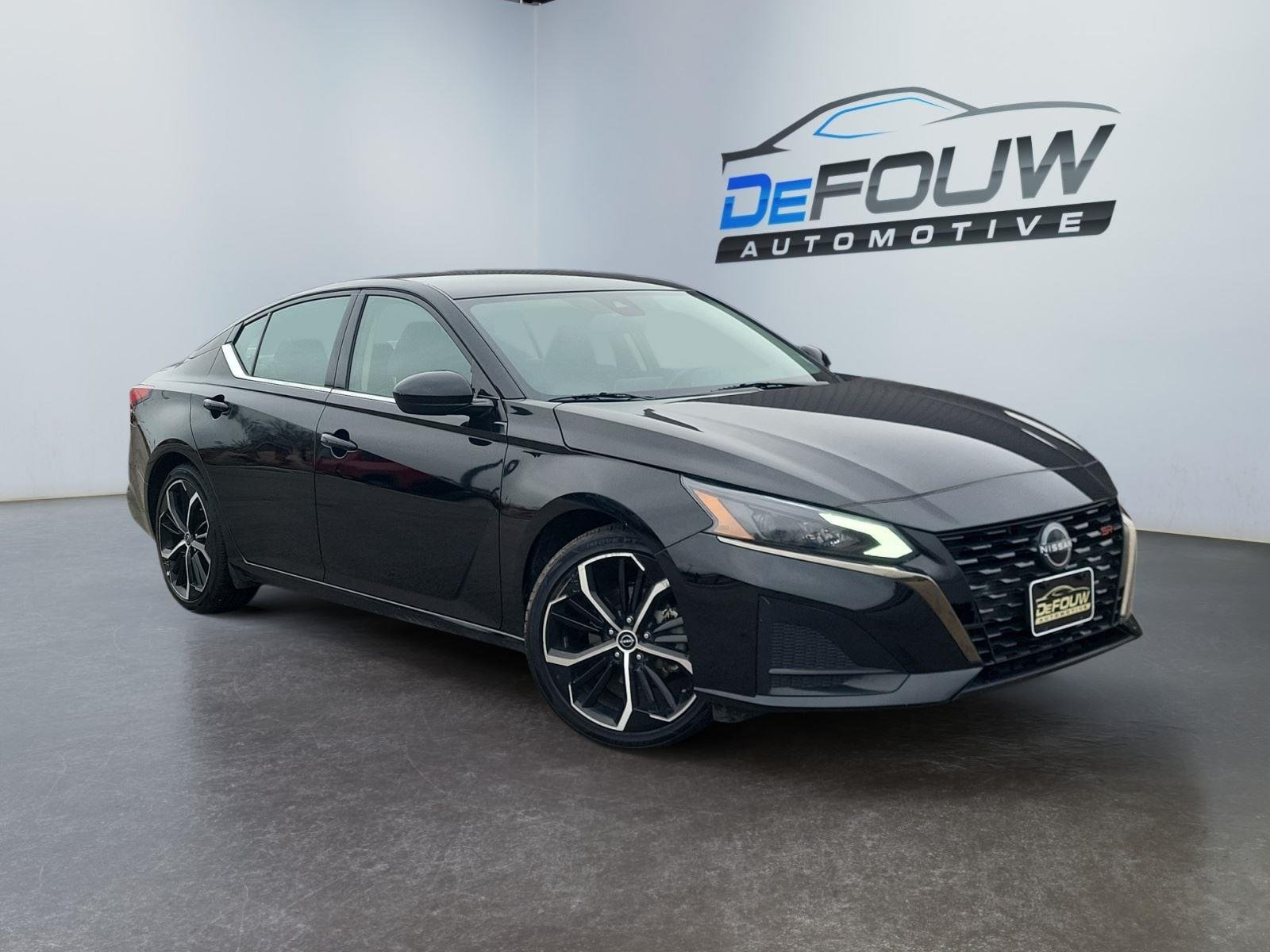 2024 Nissan Altima SR