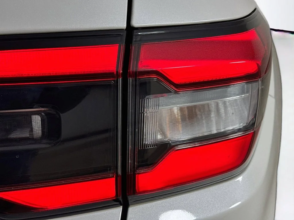 Certified Used 2024 Platinum White Pearl Honda Touring image 37