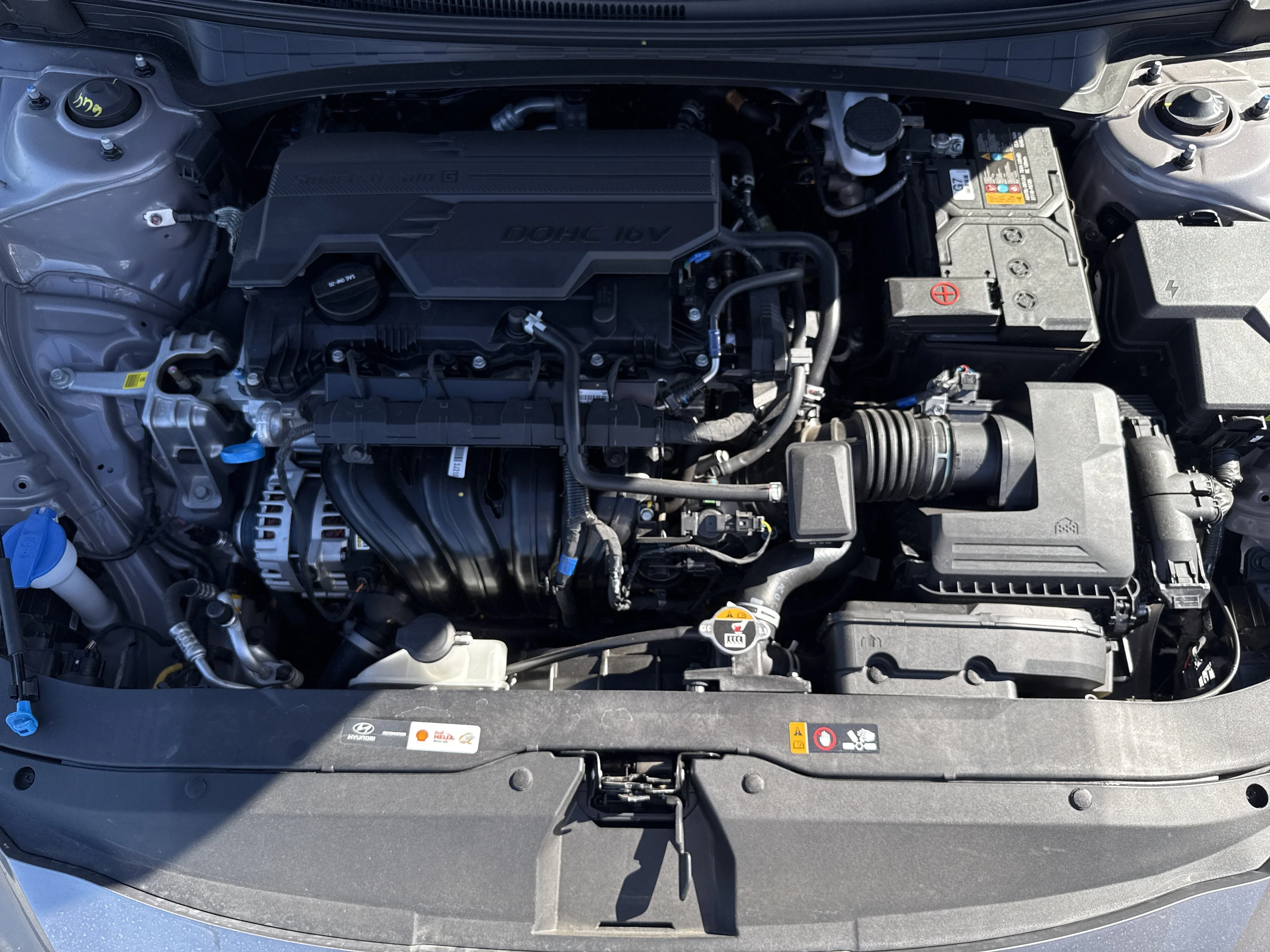 Used 2025 Fluid Metal Hyundai SE image 19