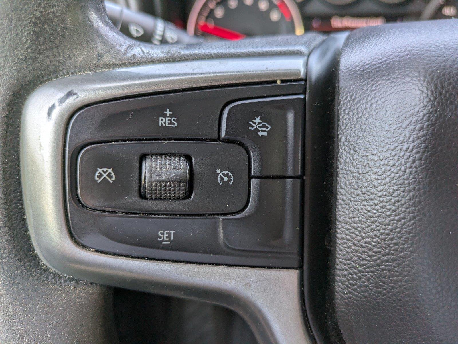 Used 2021 Summit White Chevrolet Custom image 23