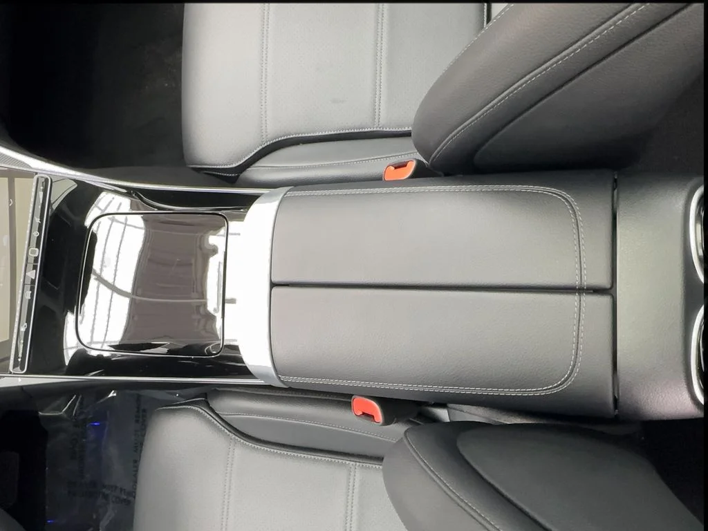 Used 2025 Black Mercedes-Benz C 300 image 38