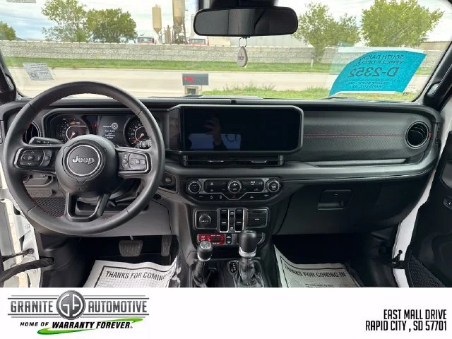 2025 Jeep Wrangler 4-Door Rubicon - Photo 13