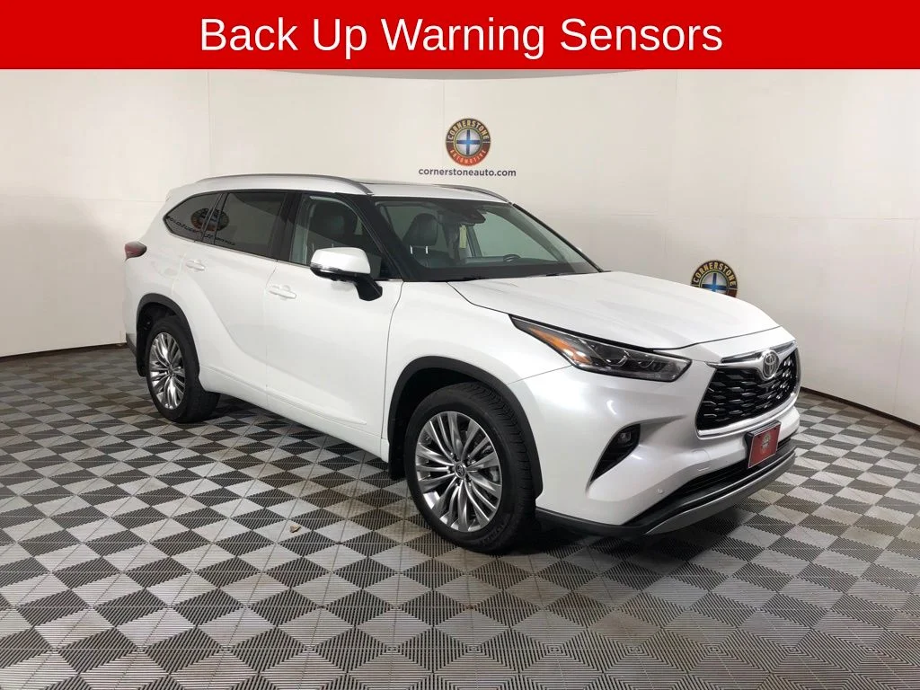 Used 2024 Beige Toyota Platinum image 16
