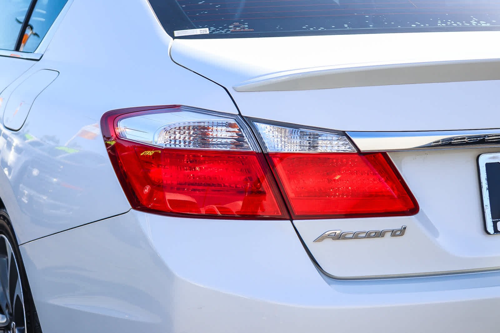 Used 2015 White Honda Sport image 7