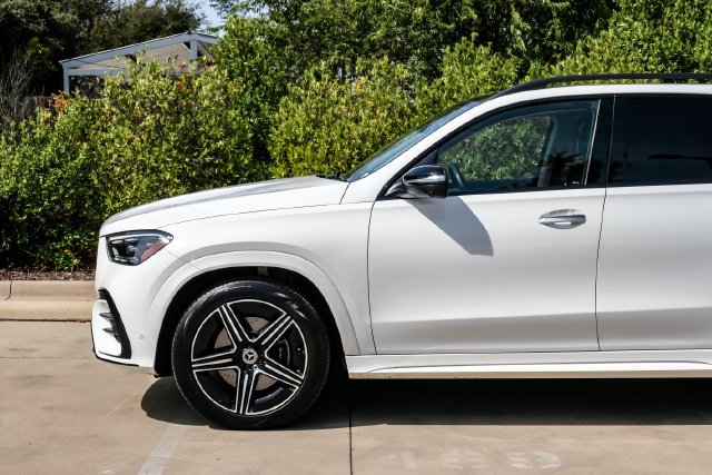 Used 2024 White Mercedes-Benz GLE 580 image 13