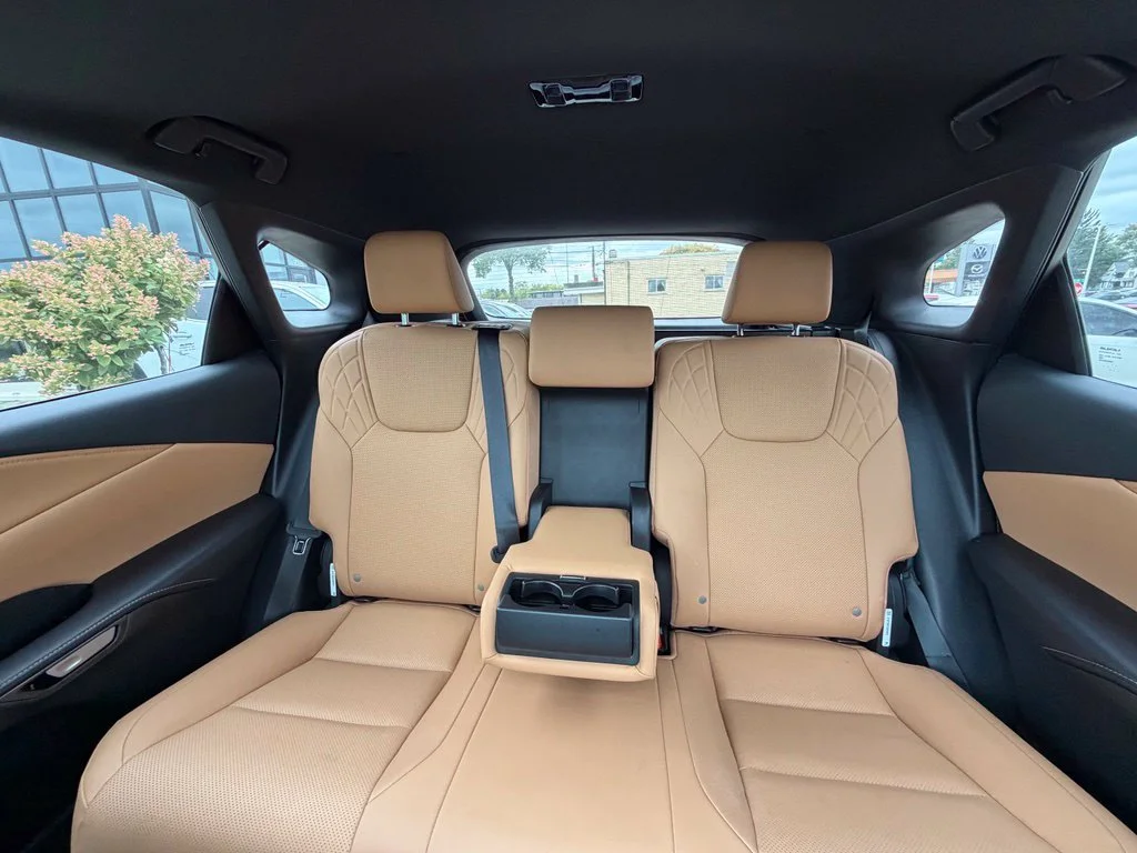 Used 2024 White Lexus 350 Premium image 12