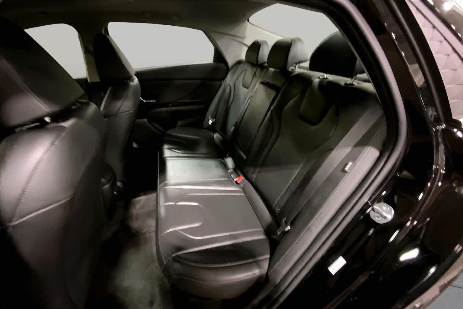 Used 2025 Abyss Black Hyundai Limited image 21