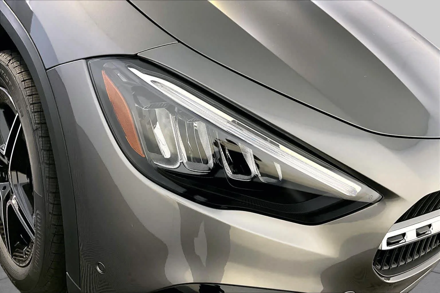 New 2026 Mountain Grey Metallic Mercedes-Benz GLA 250 image 16