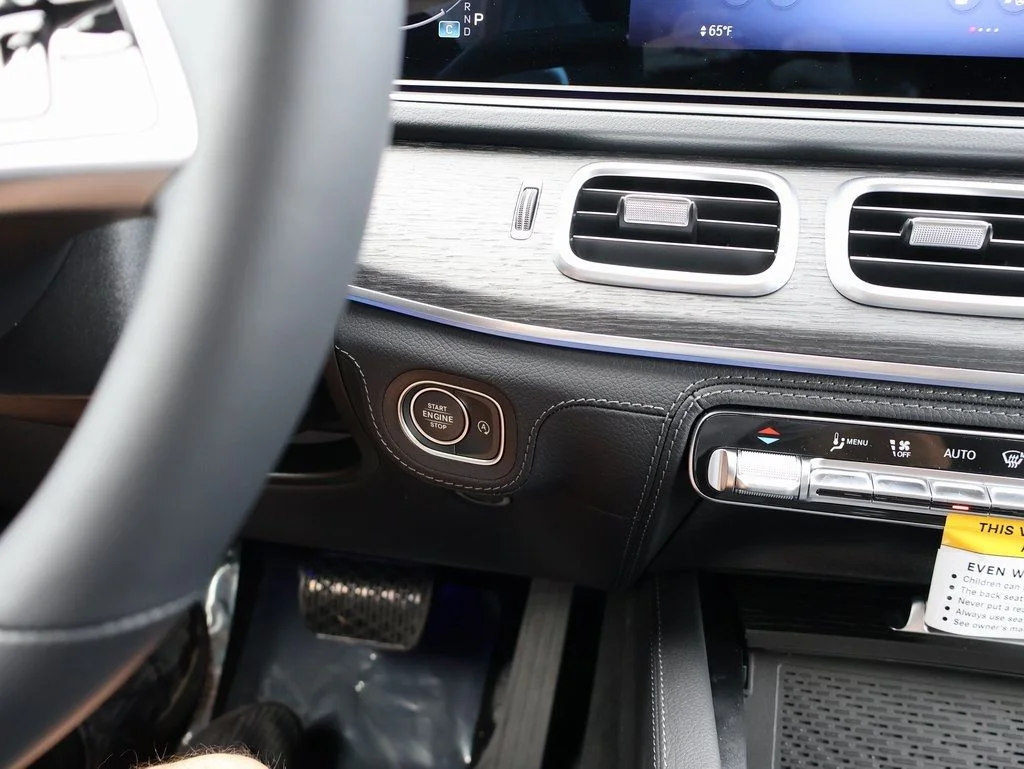New 2026 Selenite Gray Metallic Mercedes-Benz GLE 450 image 30