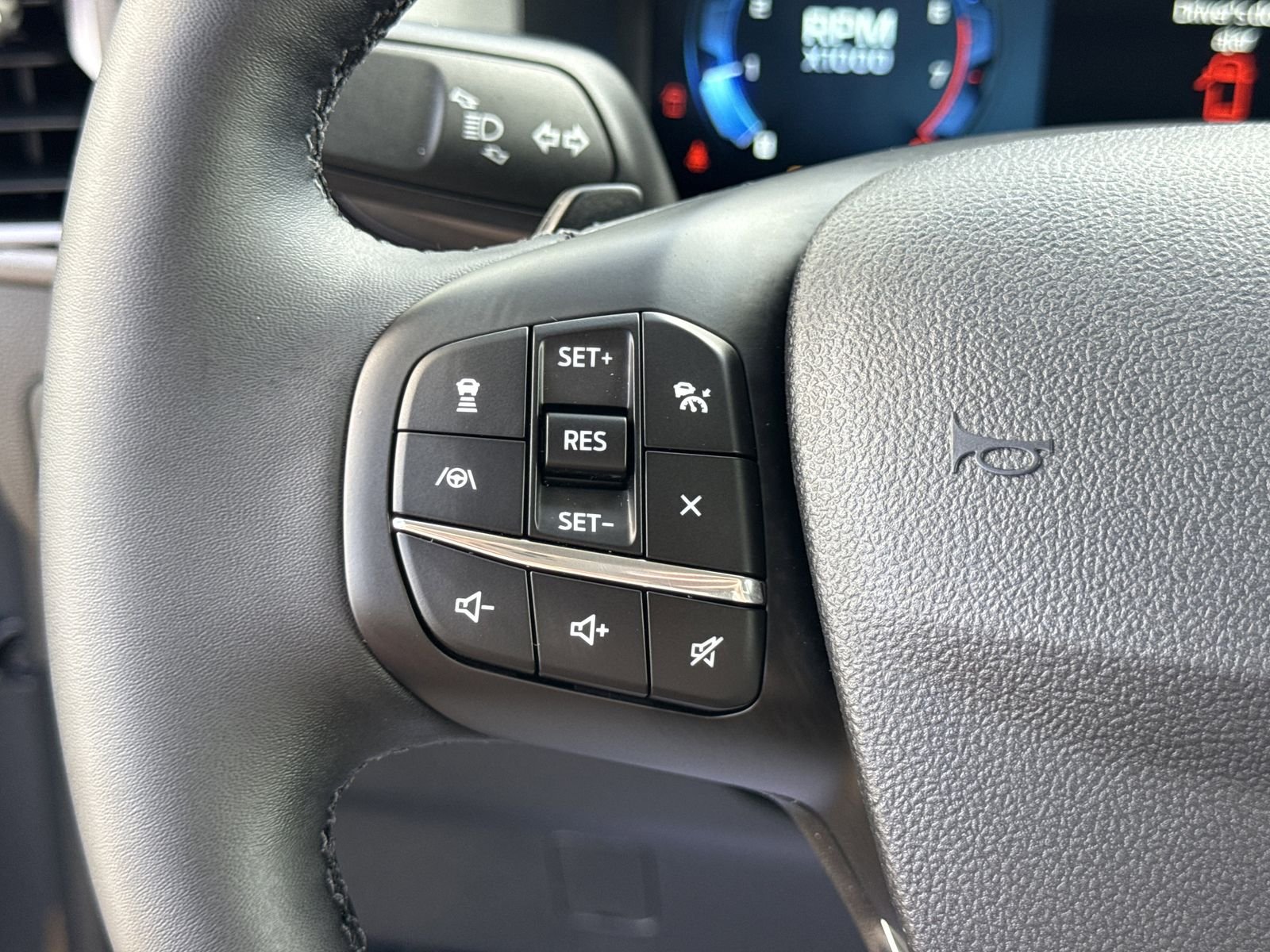 New 2026 Carbonized Gray Metallic Ford Badlands image 25