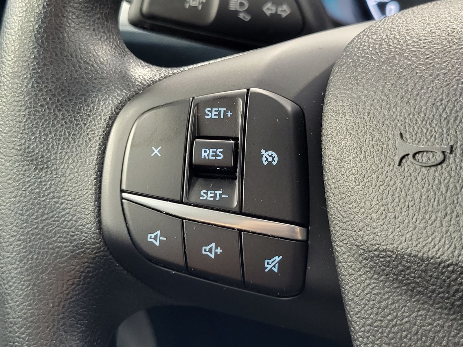 Certified Used 2022 Black Ford XLT image 15
