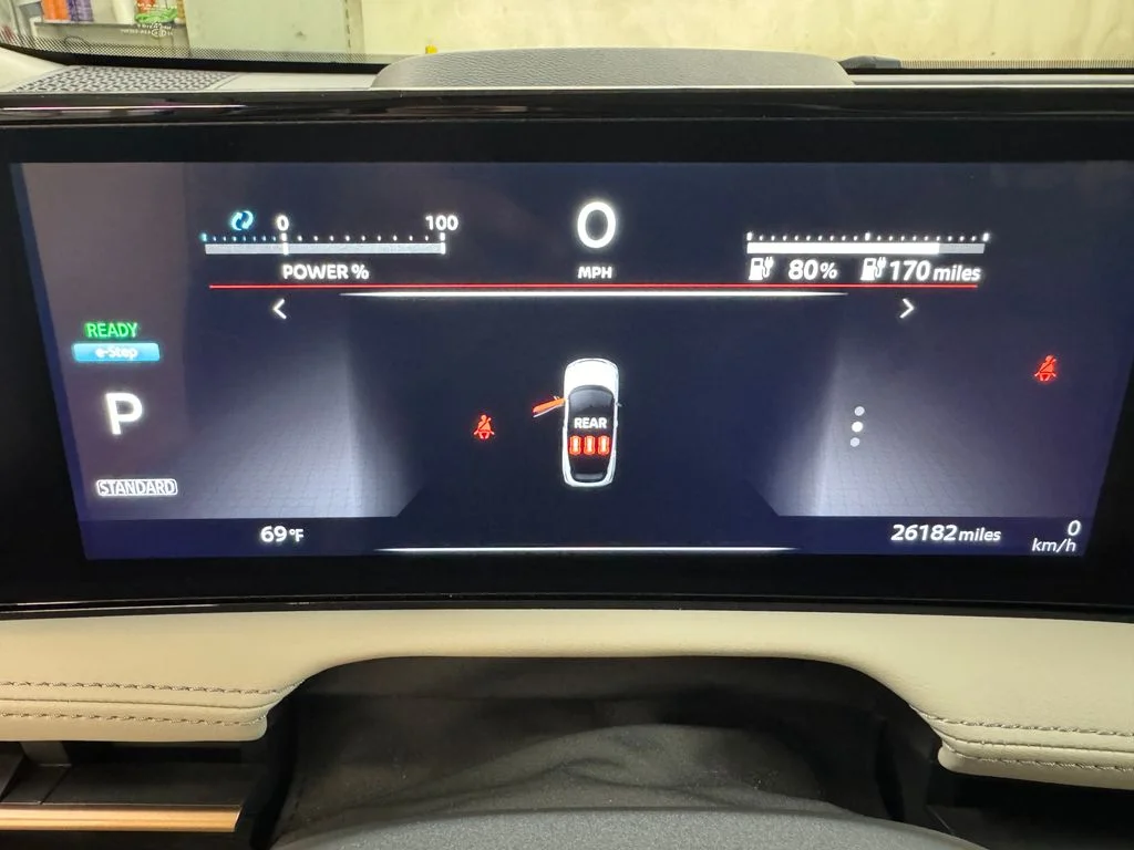 Used 2023 Black Nissan ENGAGE image 19