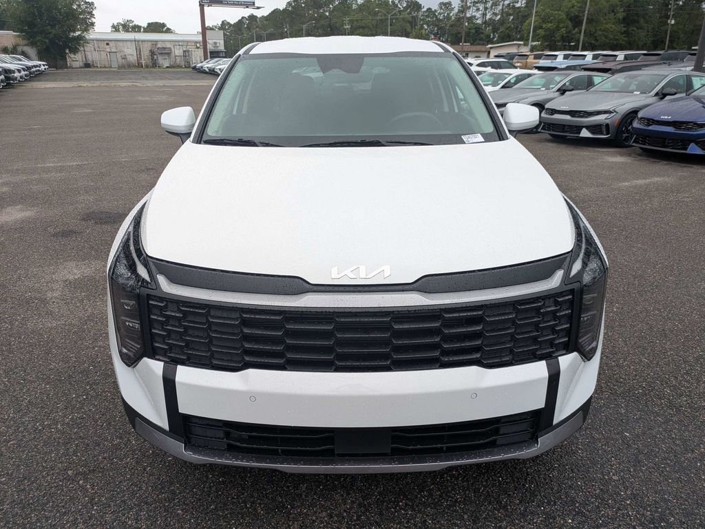 New 2026 Glacial White Pearl Kia LX image 9