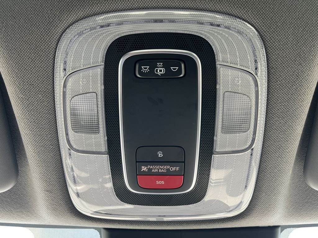 Used 2023 Scarlet Red Pearl Hyundai SEL image 32