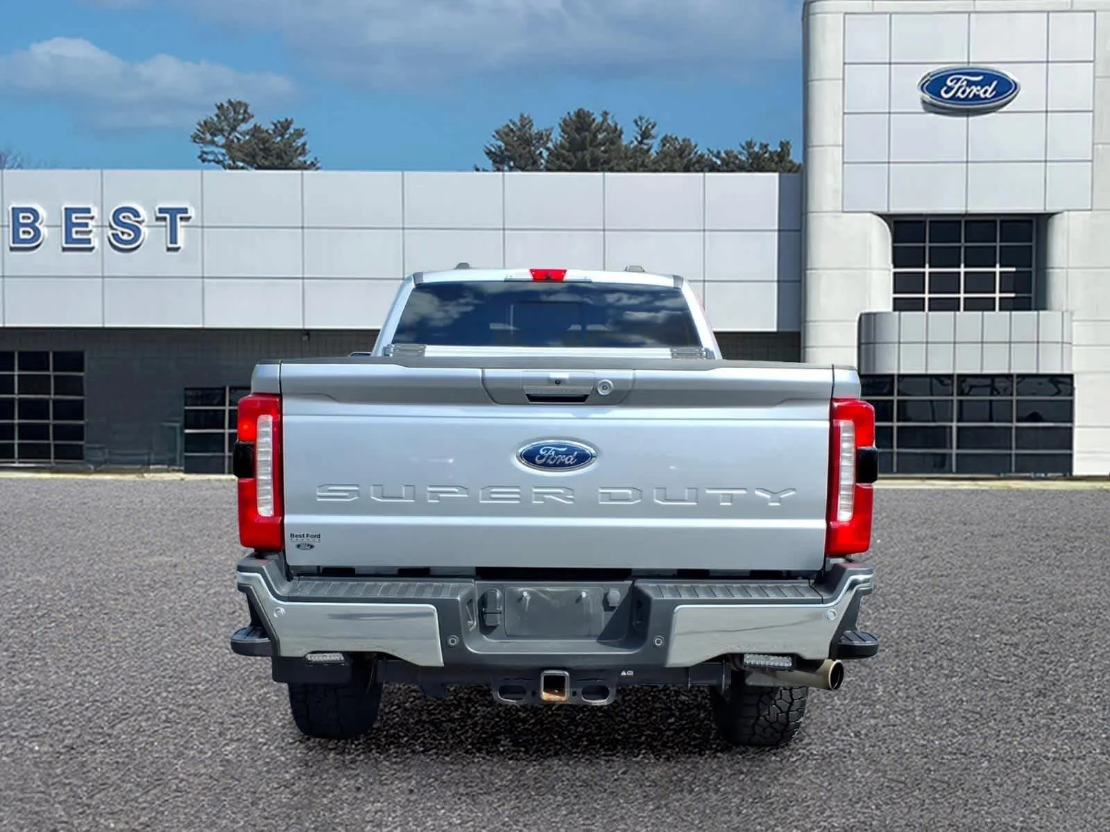 Used 2024 Iconic Silver Ford LARIAT image 7