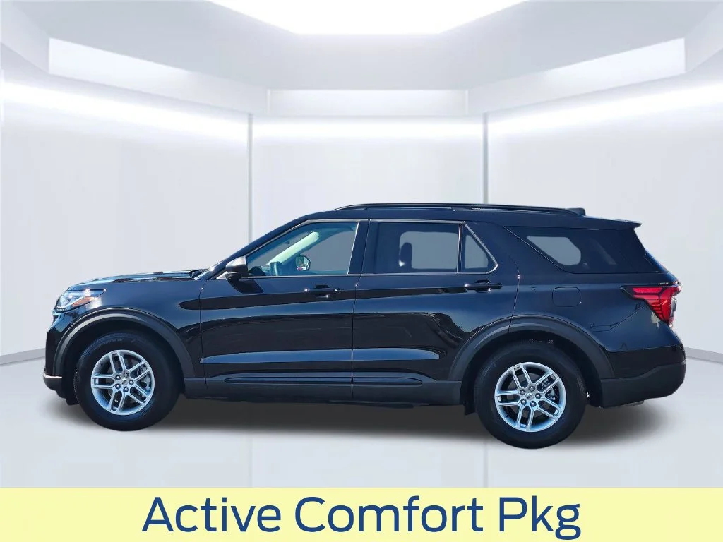 New 2026 Black Ford Active image 19