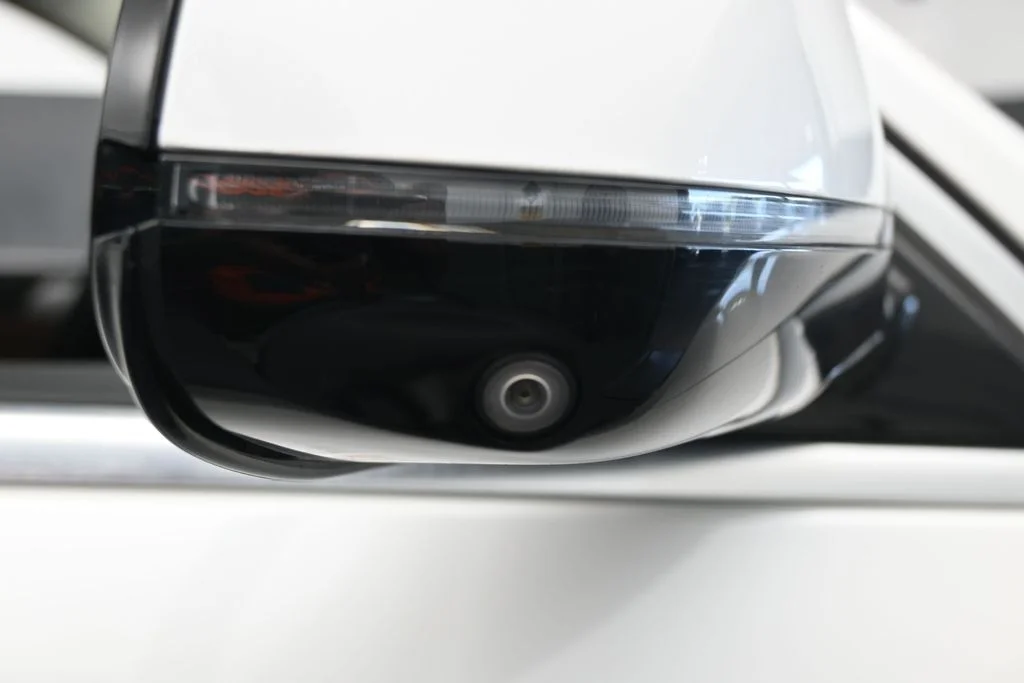 Used 2020 Mineral White Metallic BMW xDrive40i image 53