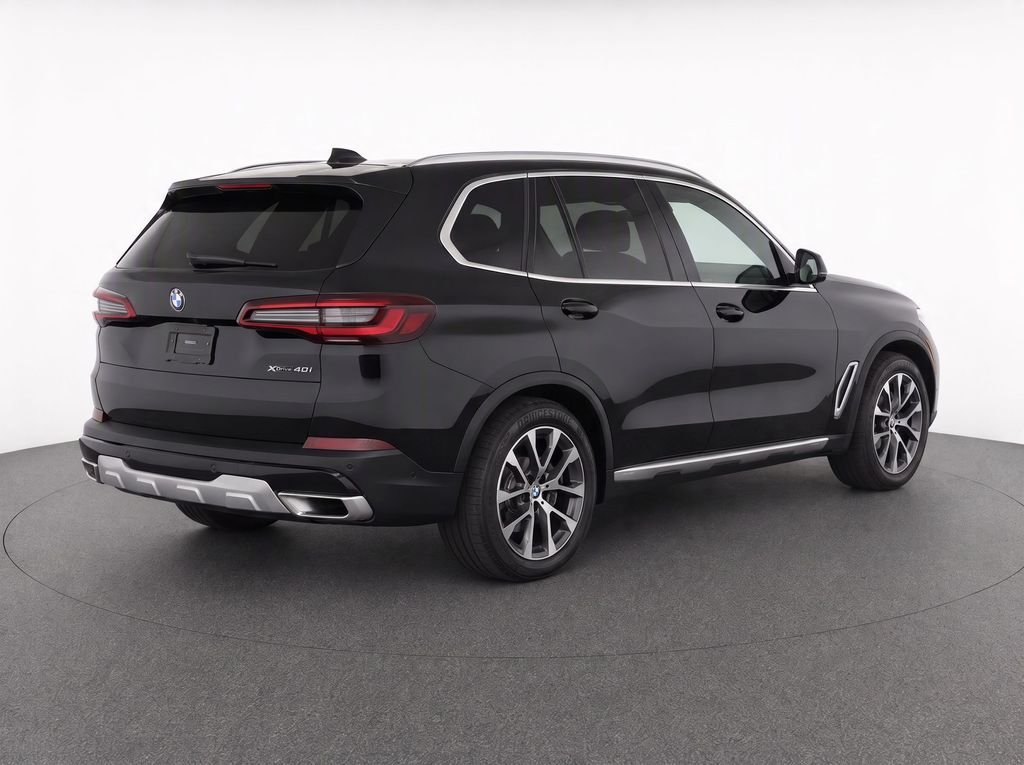 Used 2023 Black Sapphire Metallic BMW xDrive40i image 31