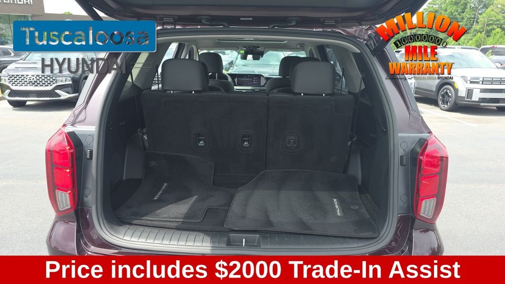 Used 2023 Red Hyundai Limited image 10