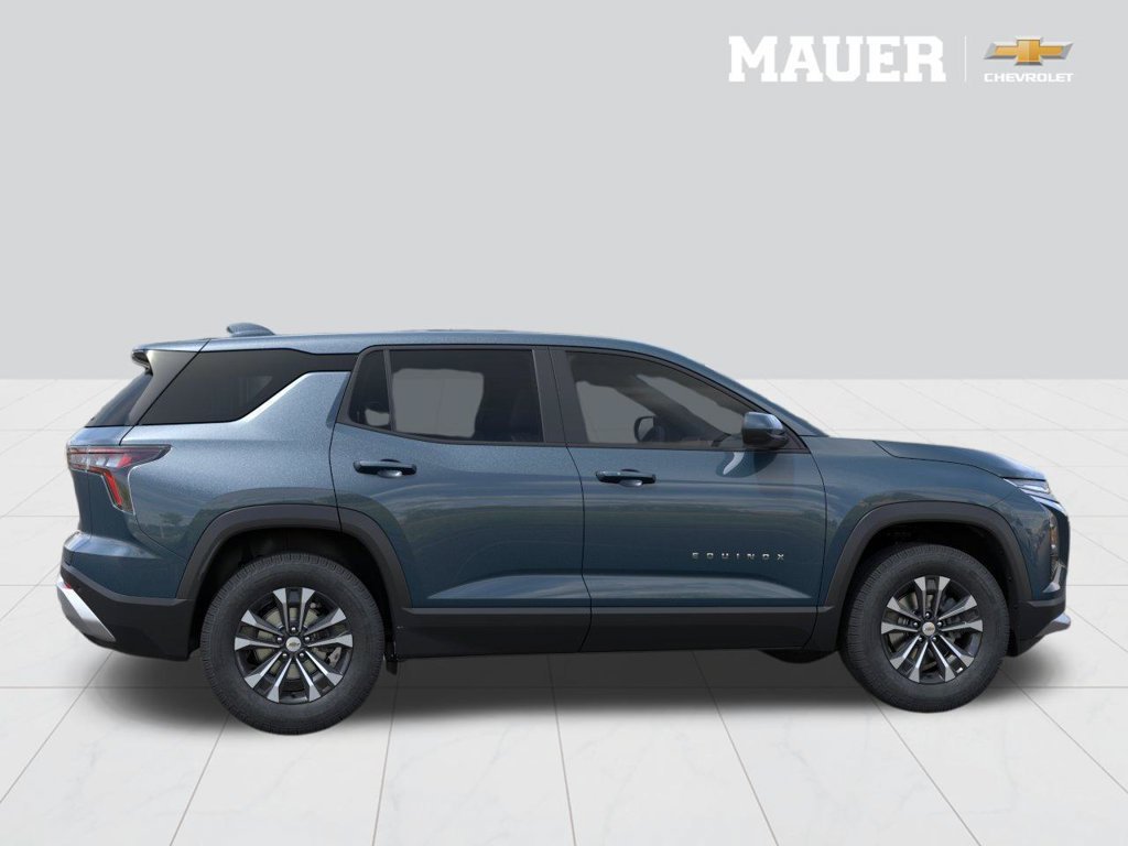 2027 Chevrolet Equinox LT - Photo 6