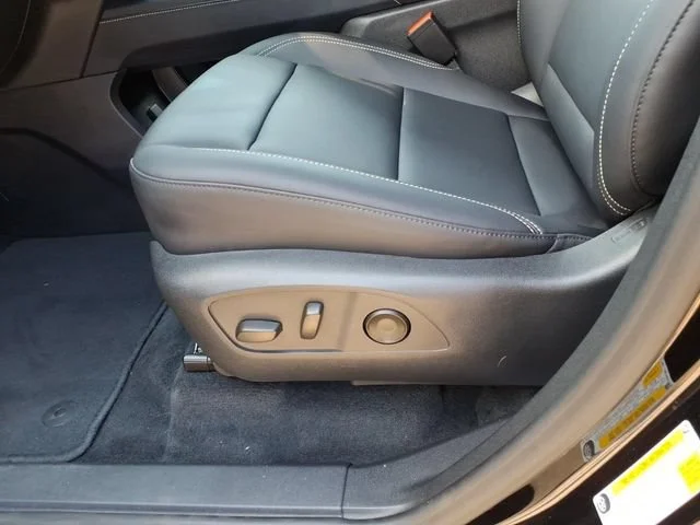 2024 GMC Acadia Elevation - Photo 17