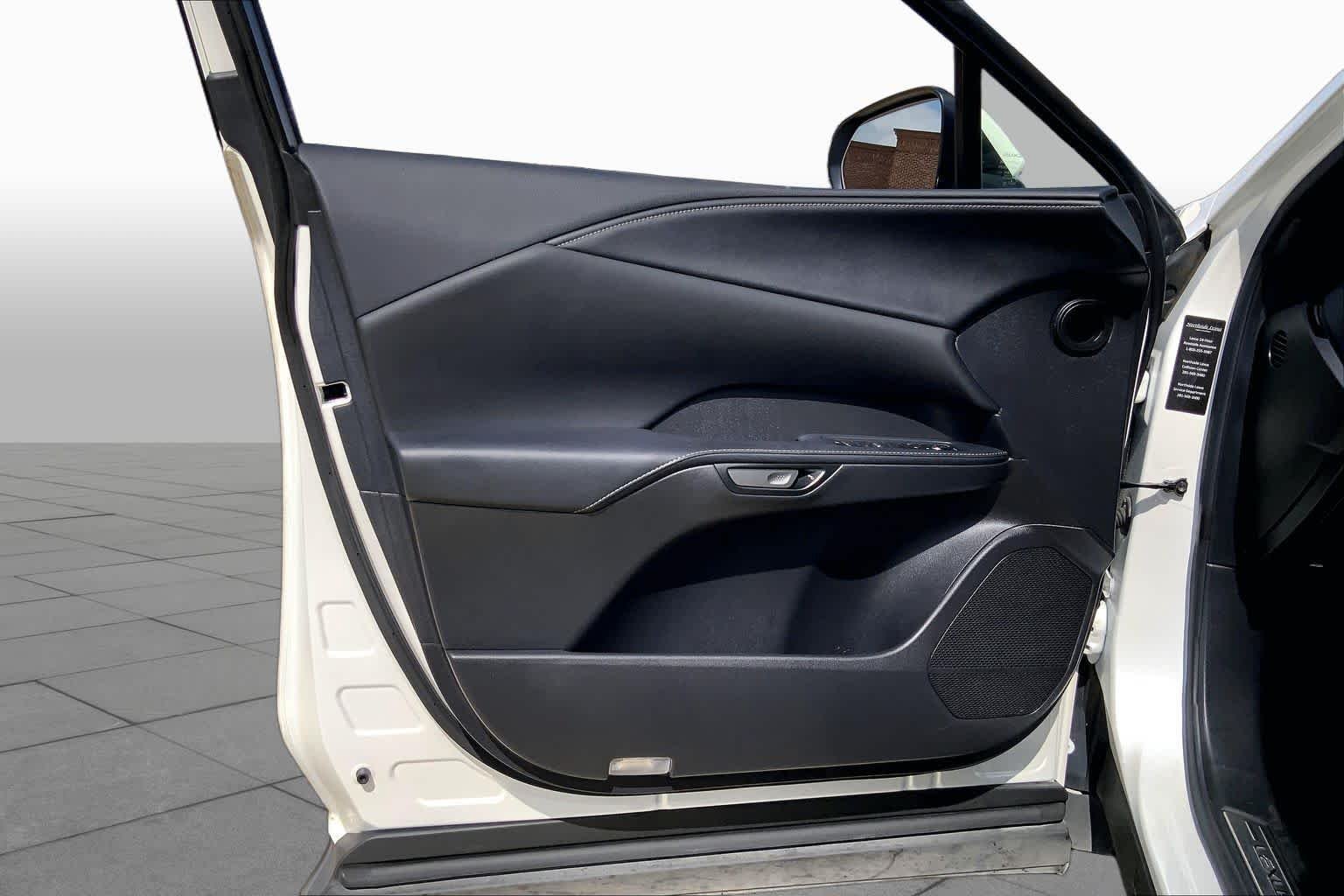 Used 2023 Eminent White Pearl Lexus Premium Plus image 22