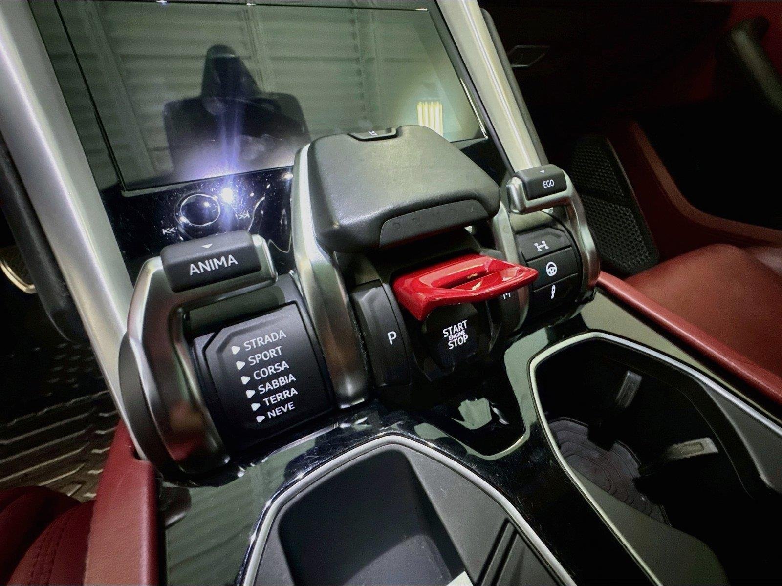 Used 2020 Nero Helene Metallic Lamborghini Base image 34