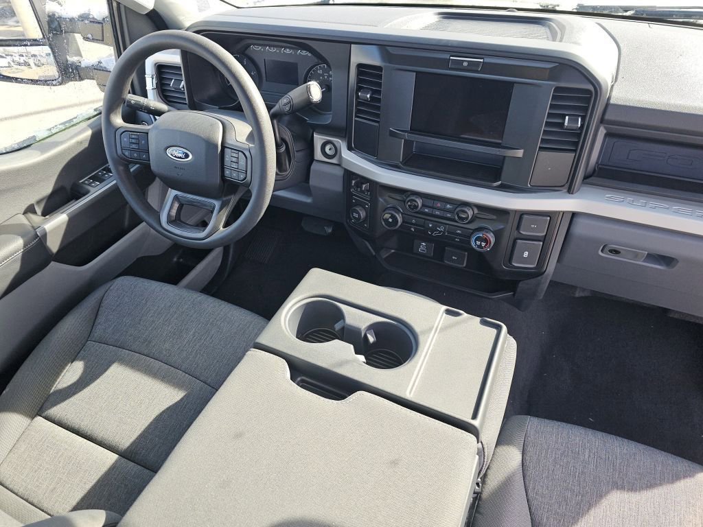 New 2026 Oxford White Ford XL/STX image 29