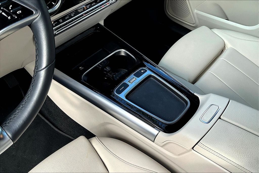 Certified Used 2025 White Mercedes-Benz GLA 250 image 14