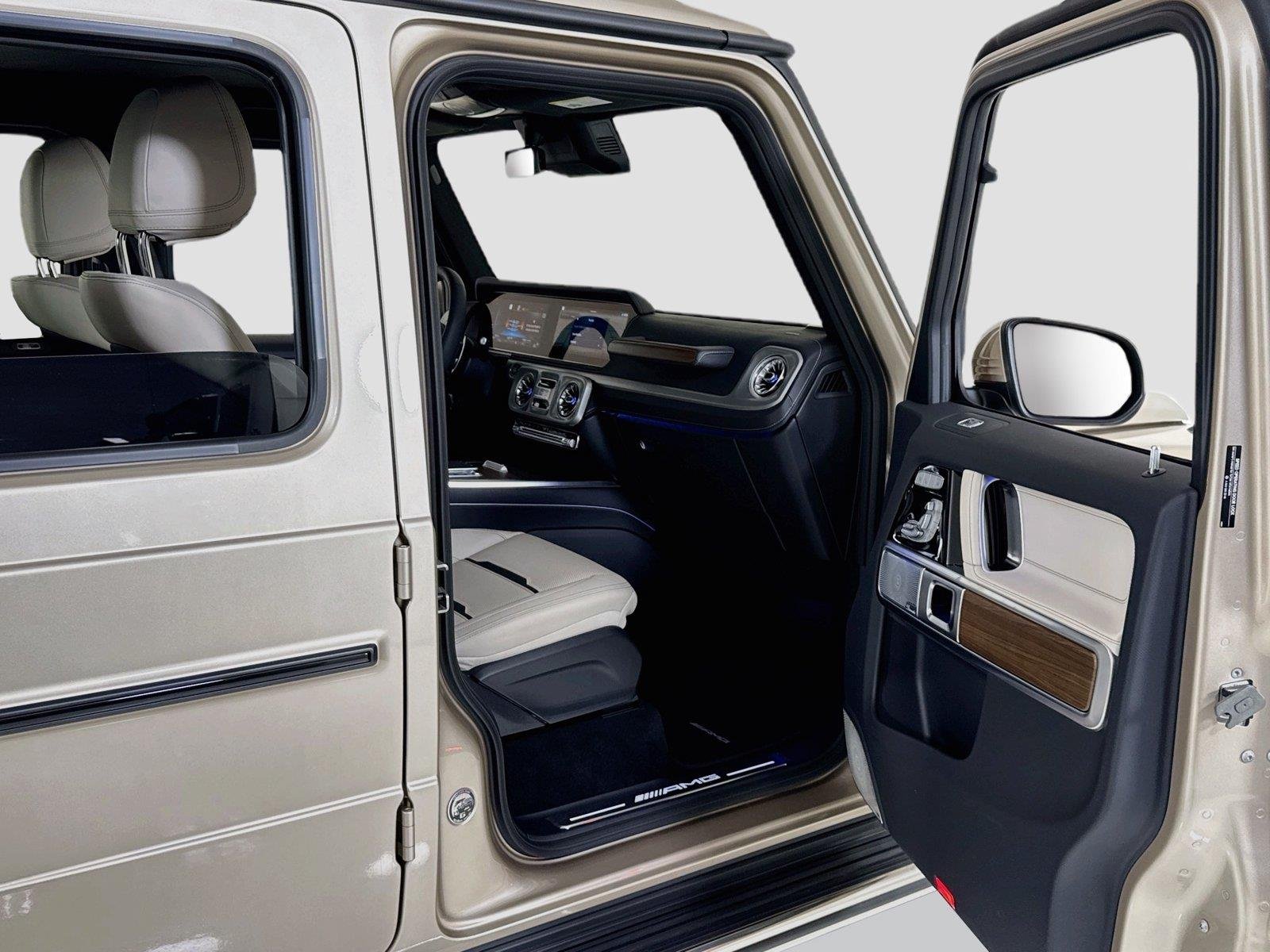 Used 2026 MANUFAKTUR Desert Silver Metallic Mercedes-Benz AMG® G 63 | AMG® Cross Spoke Wheels | Performance Pkg image 32