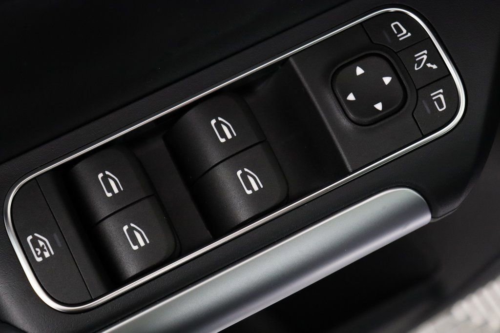 2025 Mercedes-Benz GLA GLA250 - Photo 40