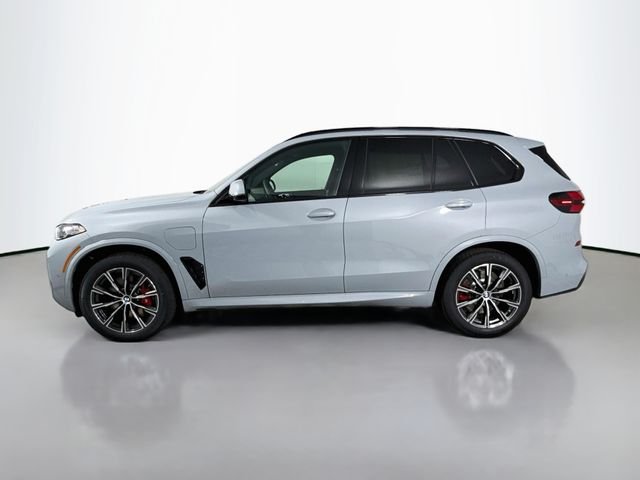 New 2026 Gray Metallic BMW xDrive50e image 4