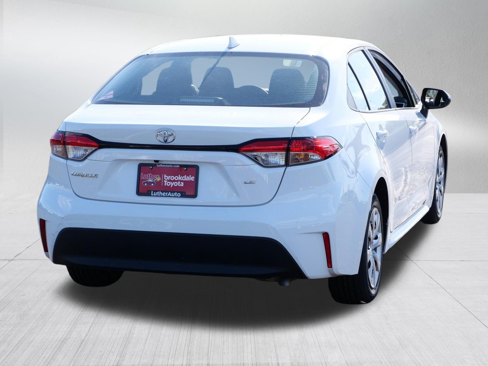 Certified Used 2024 Ice Cap Toyota LE image 6