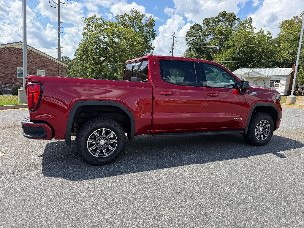 2024 GMC Sierra 1500 AT4 - Photo 9
