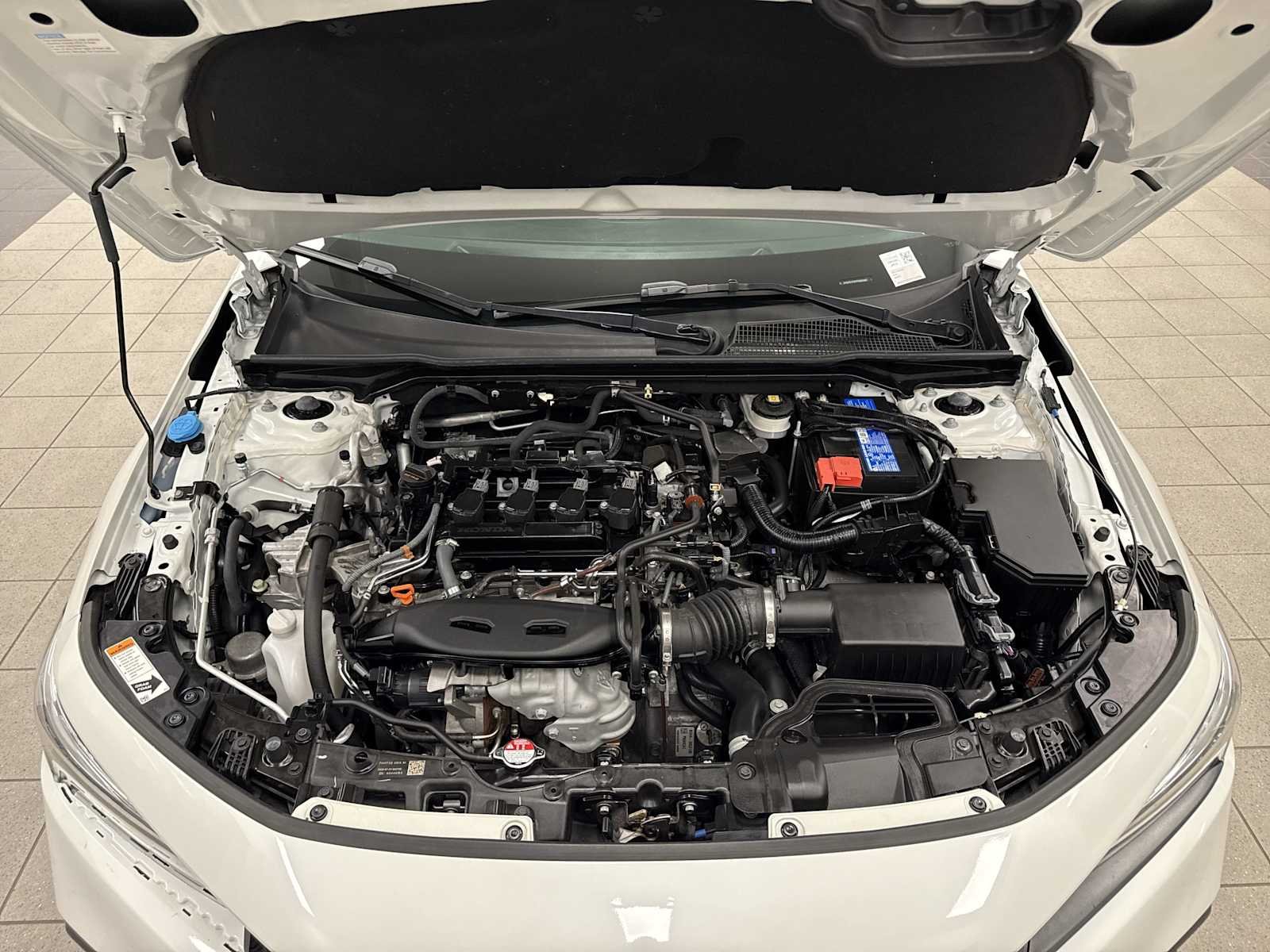 Used 2023 White Honda Touring image 12