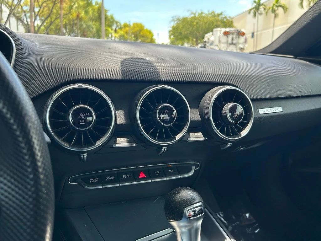 Used 2019 Gray Audi 2.0T image 25