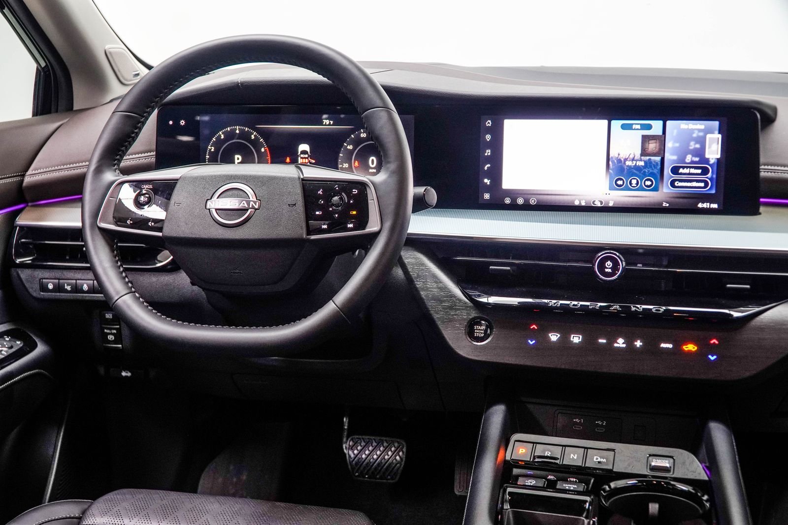 Used 2025 Black Nissan Platinum image 19