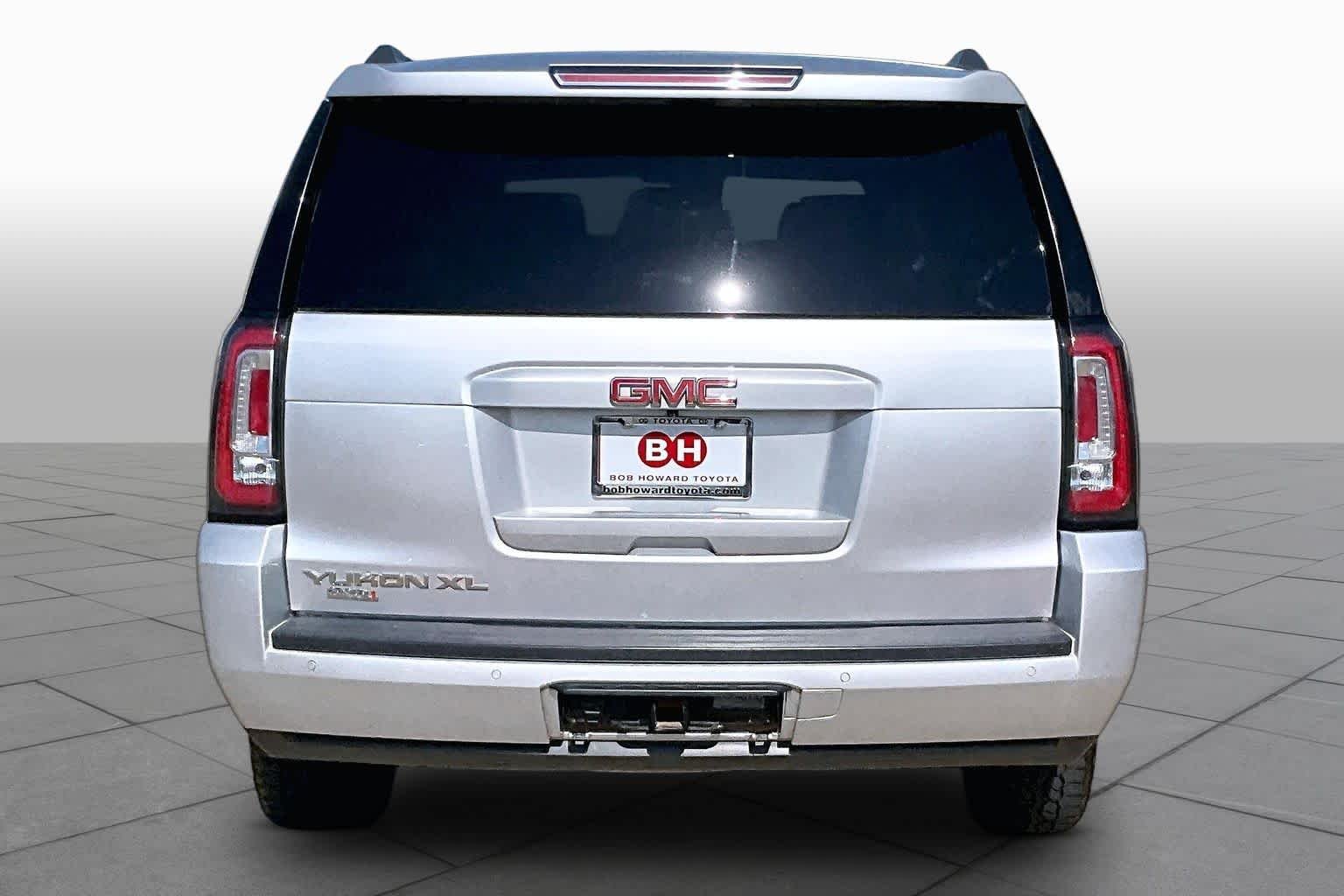 Used 2018 Quicksilver Metallic GMC SLT image 4