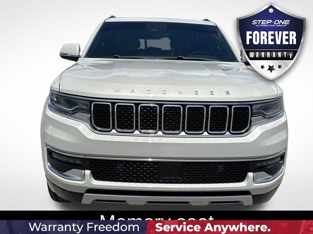 Used 2022 White Jeep Series II image 11