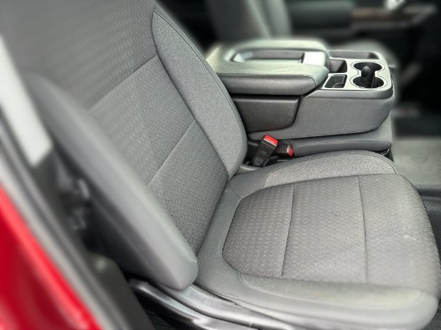 Used 2021 Red Chevrolet LT image 33