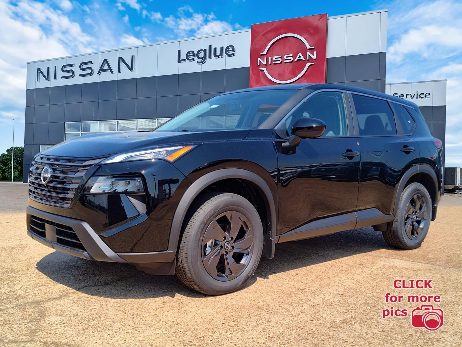 2026 Nissan Rogue SV