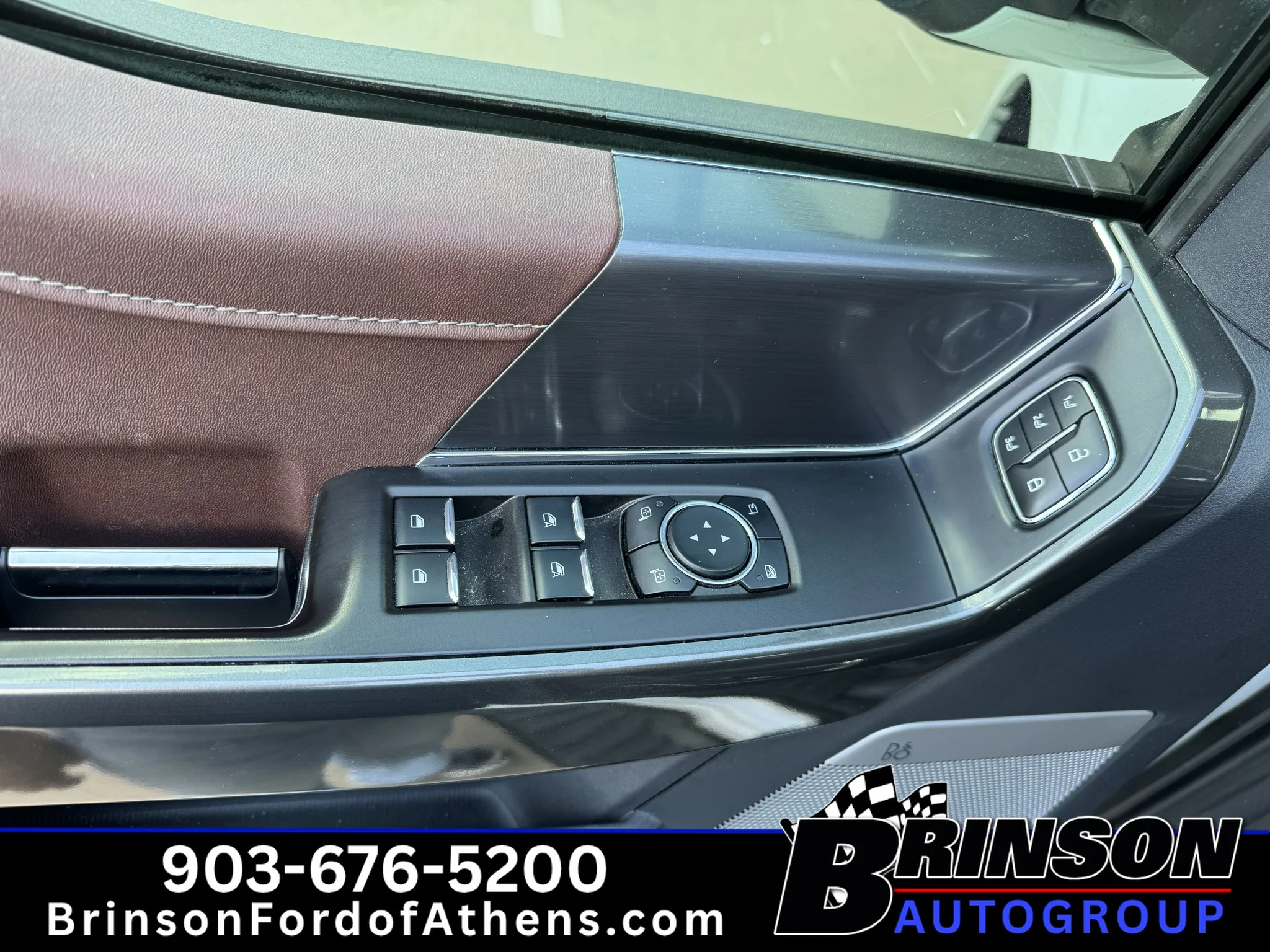 Certified Used 2023 Oxford White Ford LARIAT image 16