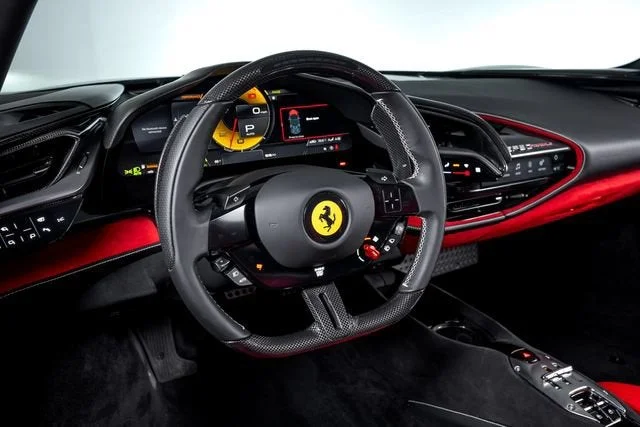 Used 2023 Bianco Avus Ferrari  image 34