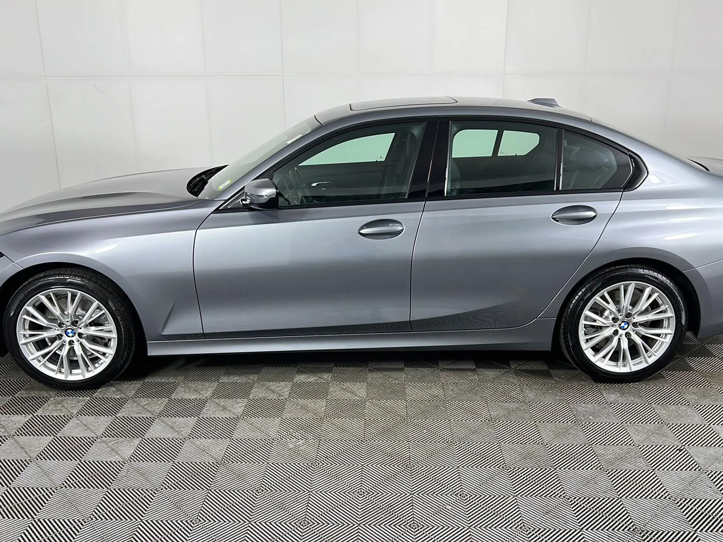Used 2023 Skyscraper Grey Metallic BMW 330i xDrive image 12