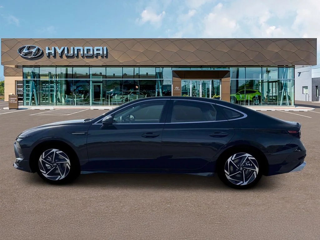 New 2026 Black Hyundai SEL Sport image 3
