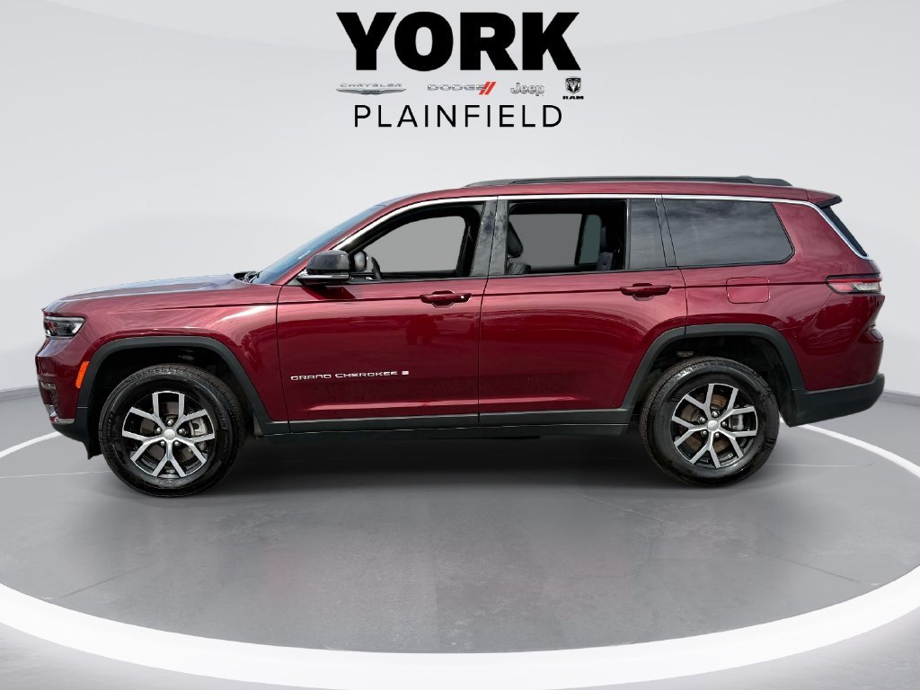 Used 2025 Red Jeep Limited image 8