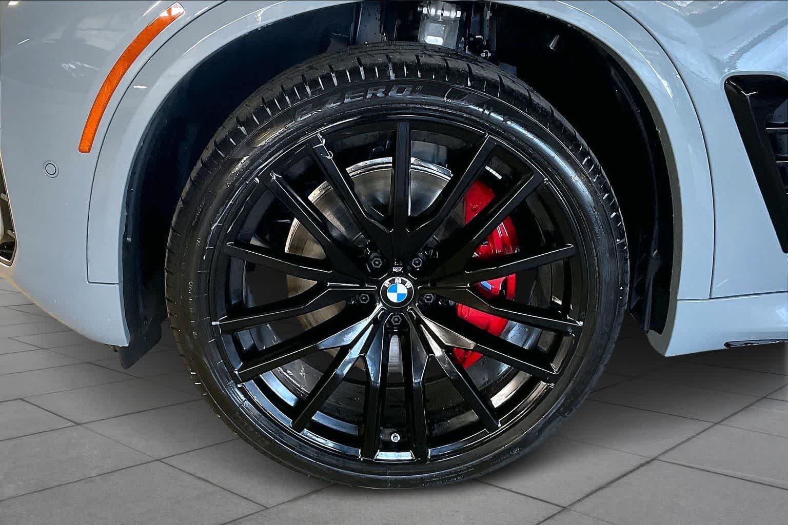 New 2026 Brooklyn Grey Metallic BMW sDrive40i image 11