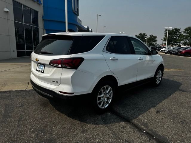 Used 2023 Summit White Chevrolet LT image 5
