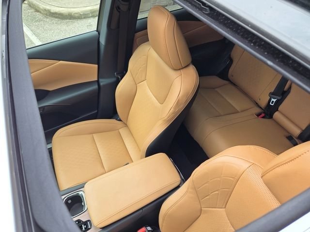 New 2026 Iridium Lexus PREMIUM PLUS image 9