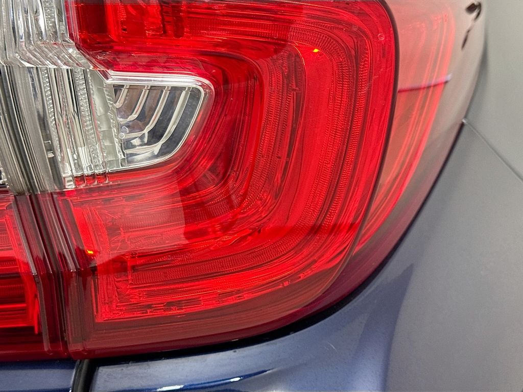 Certified Used 2019 Blue Honda EX-L image 33